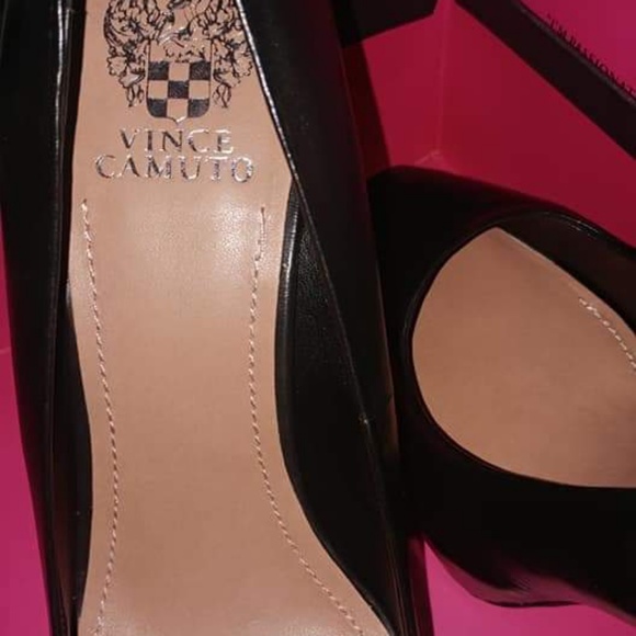 Vince Camuto heels size 10W - Picture 5 of 6